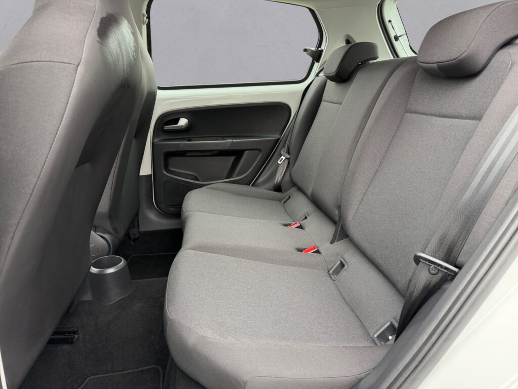 VW up Exposé-Bild 11