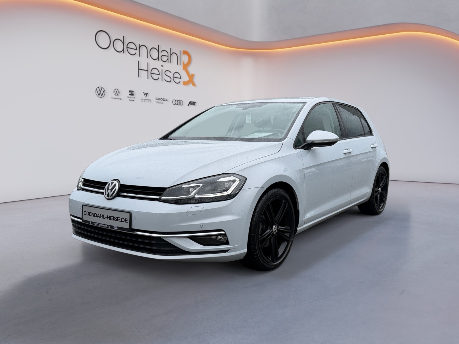 VW Golf Exposé-Bild 1