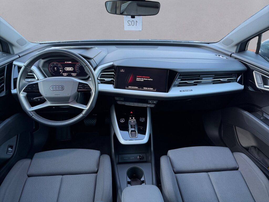 Audi Q4 e-tron Exposé-Bild 10