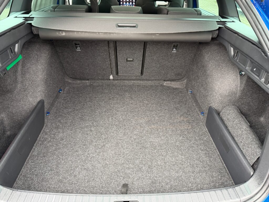 Skoda Octavia Exposé-Bild 6