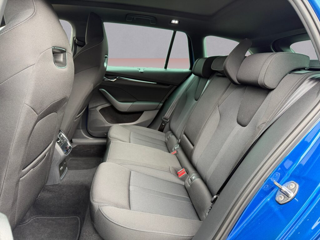 Skoda Octavia Exposé-Bild 11