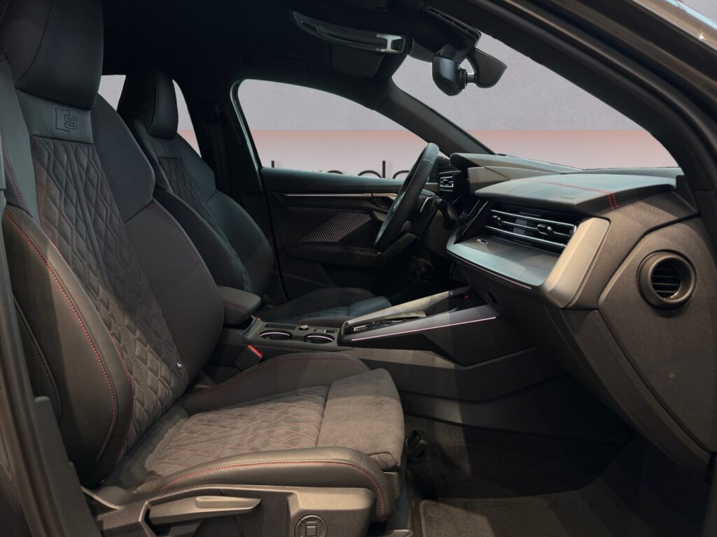 Audi A3 Exposé-Bild 15