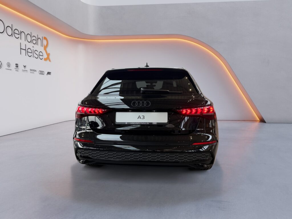 Audi A3 Exposé-Bild 4