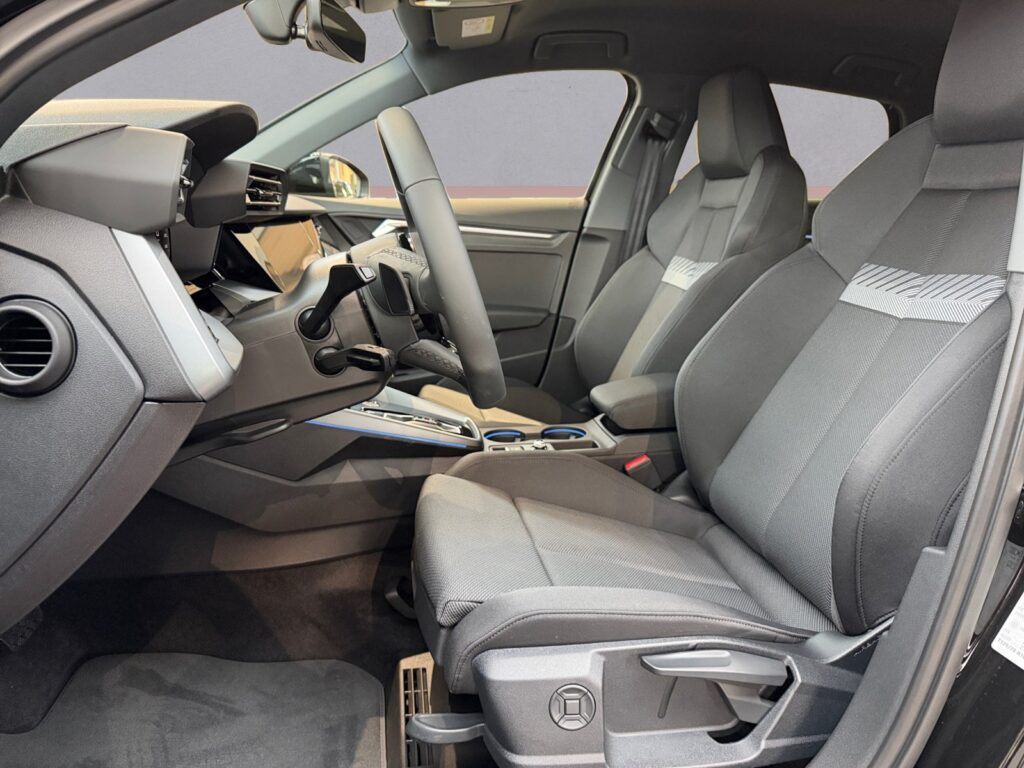 Audi A3 Exposé-Bild 9