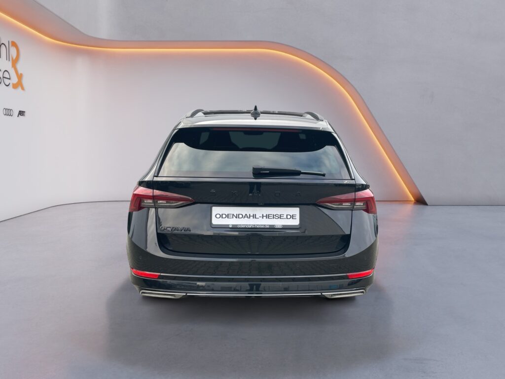 Skoda Octavia Exposé-Bild 4