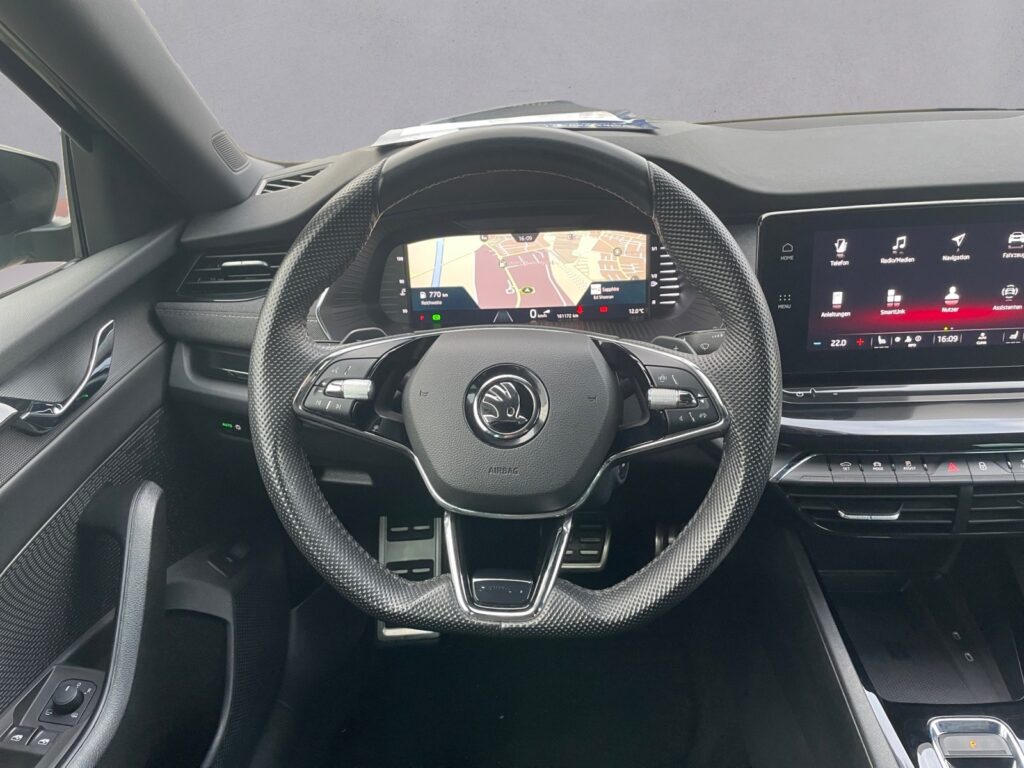 Skoda Octavia Exposé-Bild 12