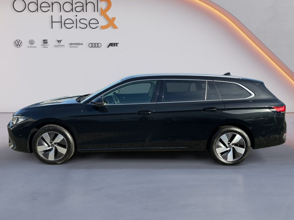 VW Passat Exposé-Bild 2