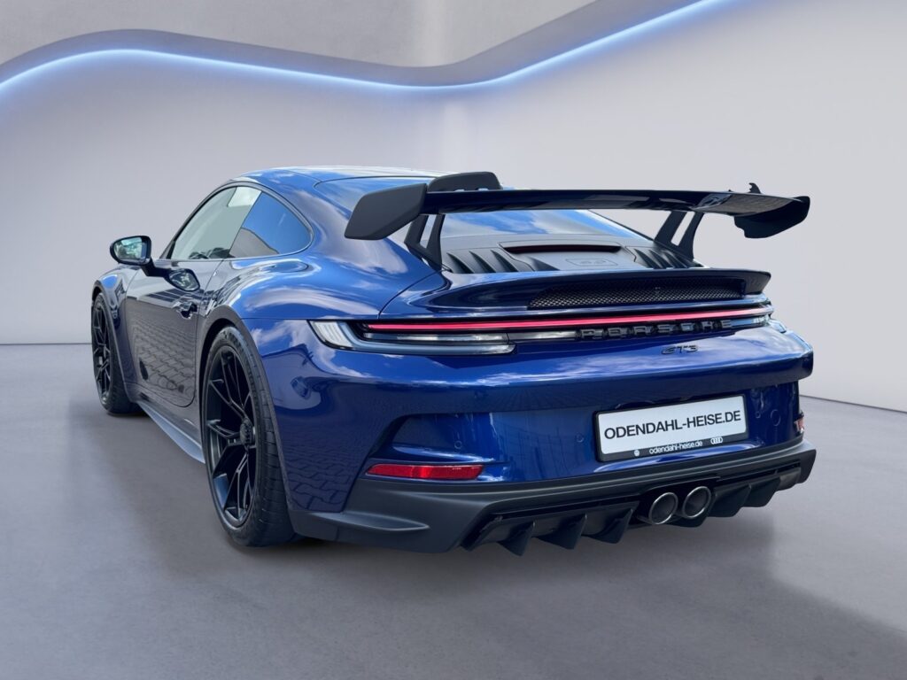 Porsche 992 Exposé-Bild 3