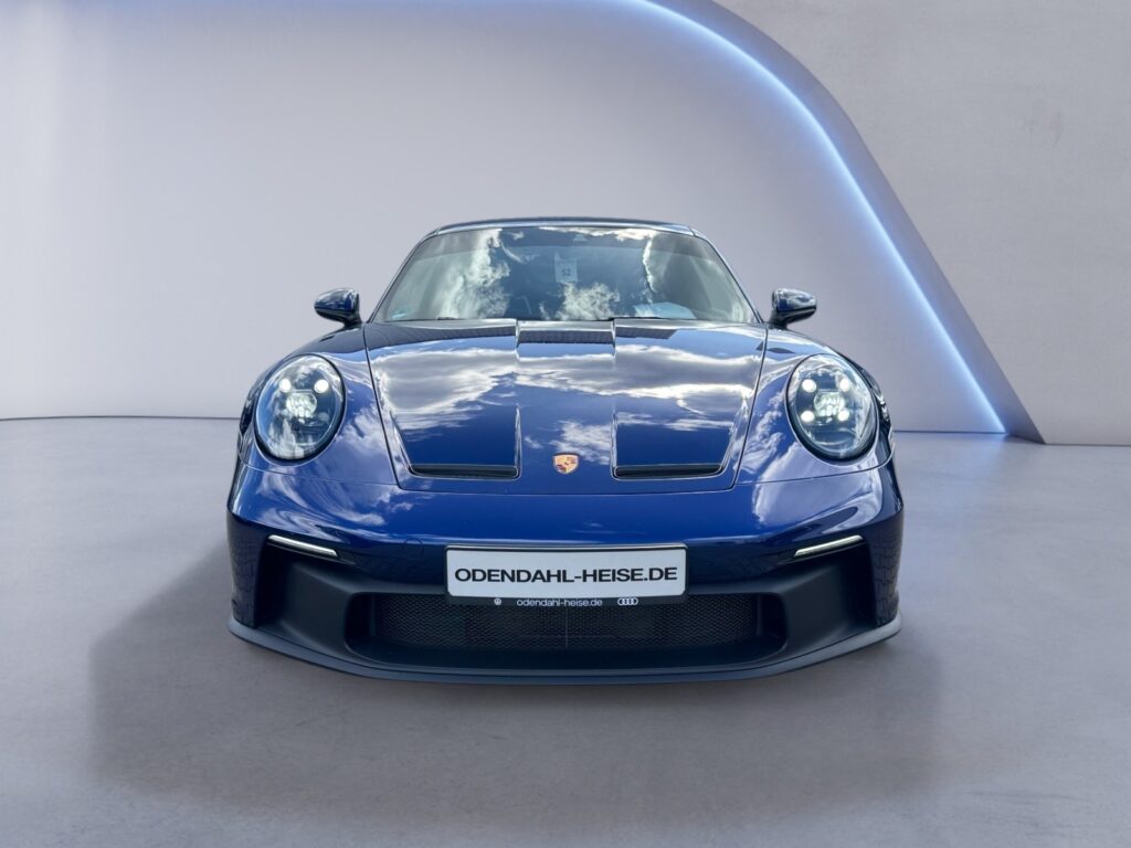 Porsche 992 Exposé-Bild 8