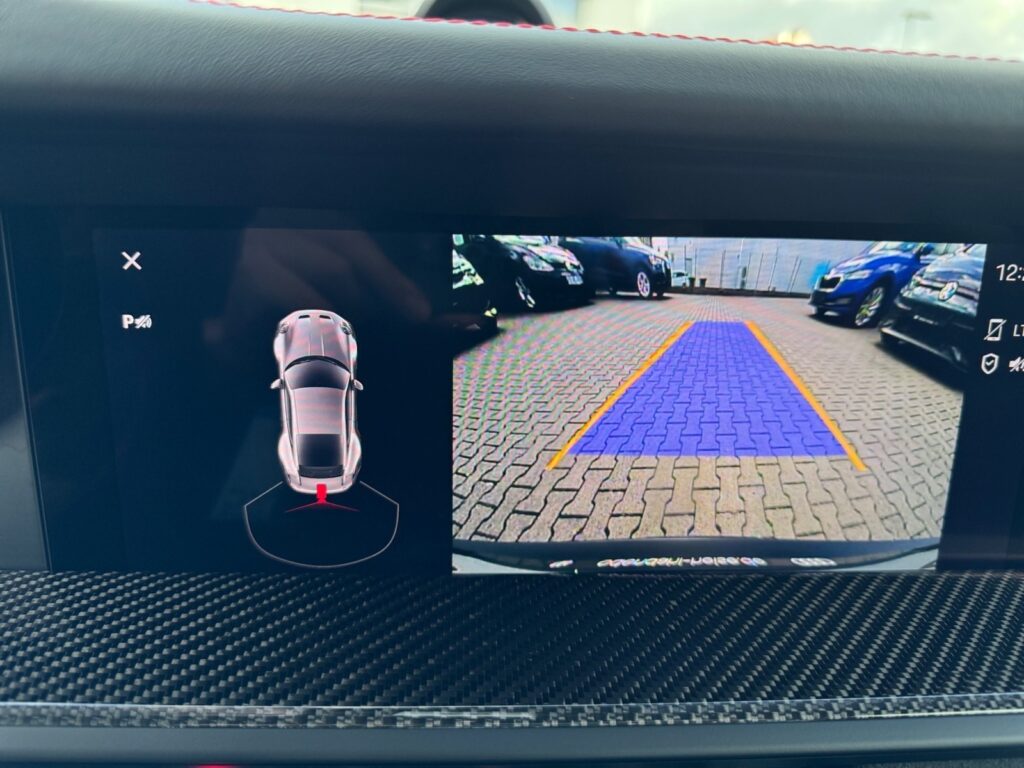 Porsche 992 Exposé-Bild 19