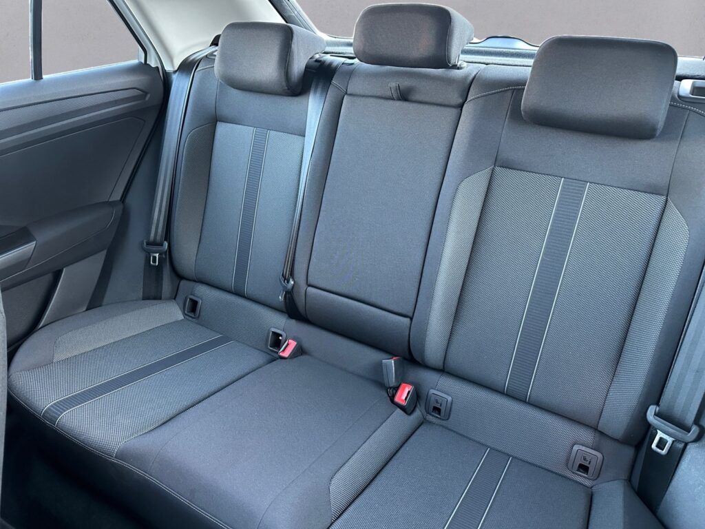 VW T-Roc Exposé-Bild 13