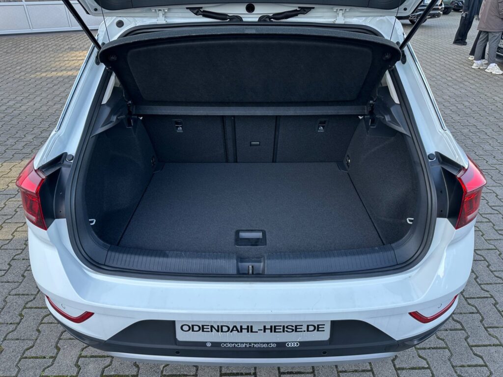 VW T-Roc Exposé-Bild 16