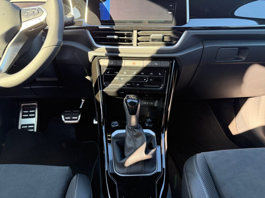 VW T-Roc Exposé-Bild 11