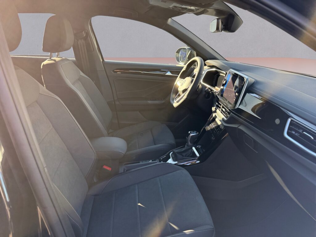 VW T-Roc Exposé-Bild 15