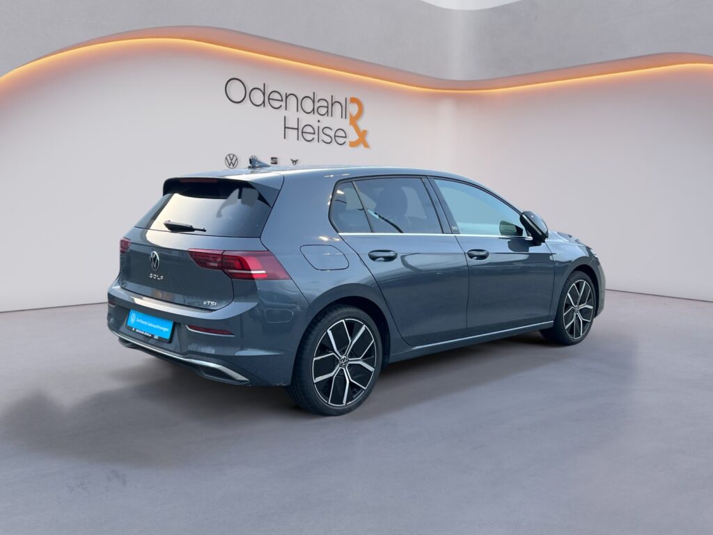 VW Golf Exposé-Bild 5