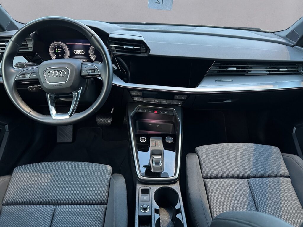 Audi A3 Exposé-Bild 10
