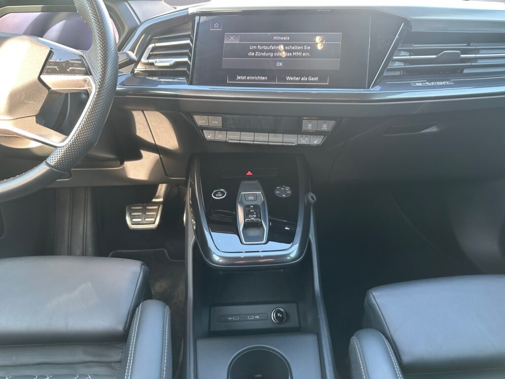 Audi Q4 Exposé-Bild 11