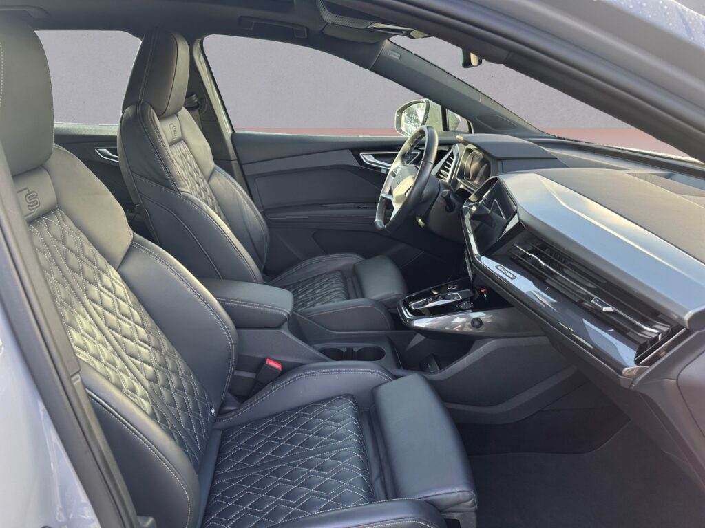 Audi Q4 Exposé-Bild 15