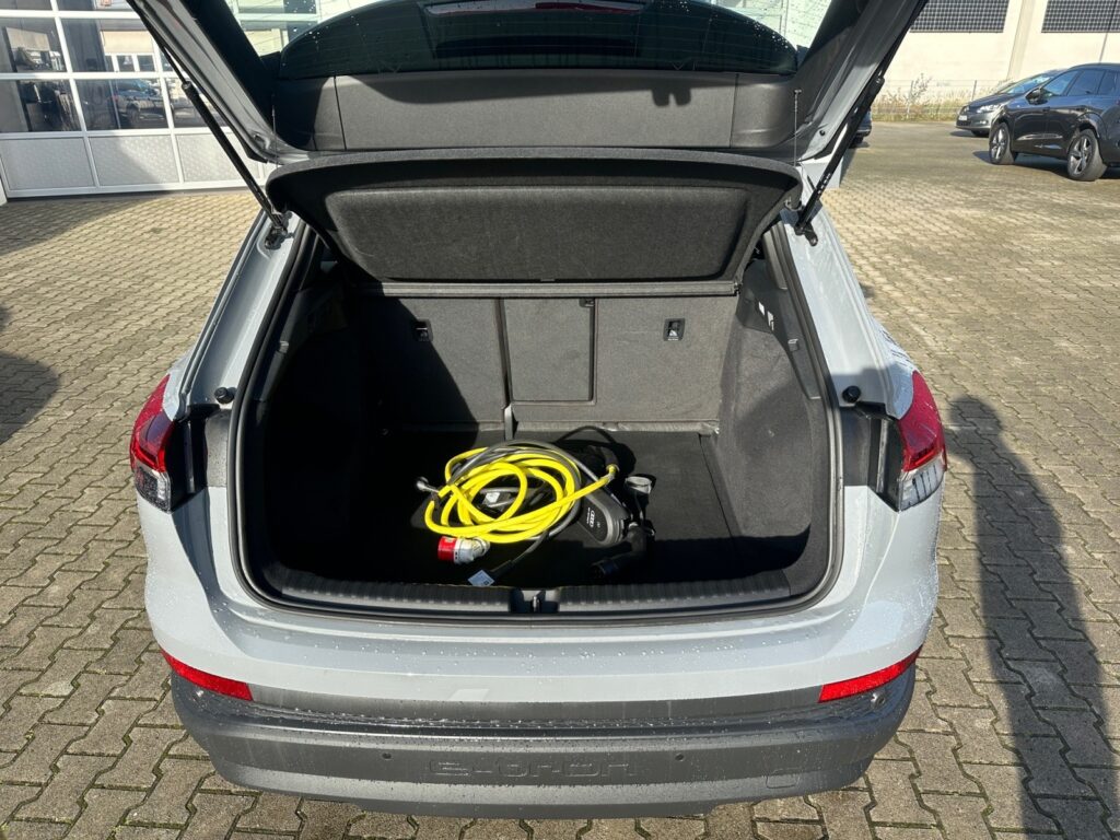 Audi Q4 Exposé-Bild 16