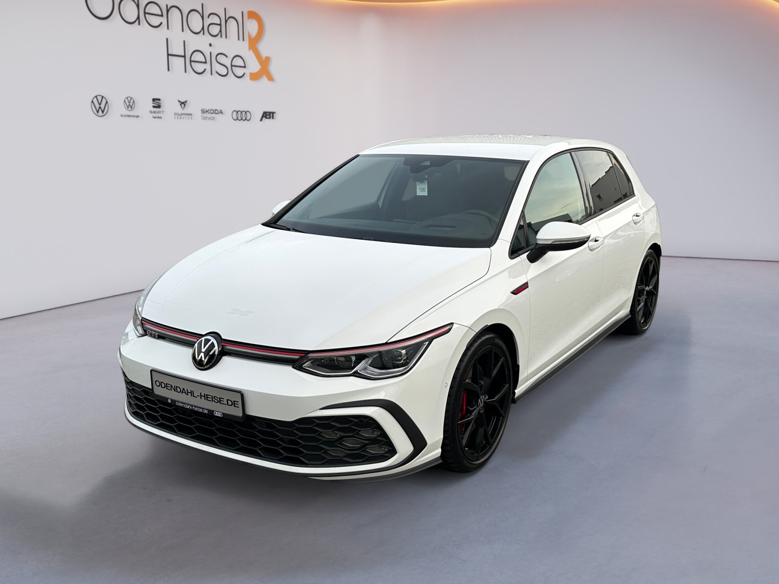 VW Golf Exposé-Bild 1