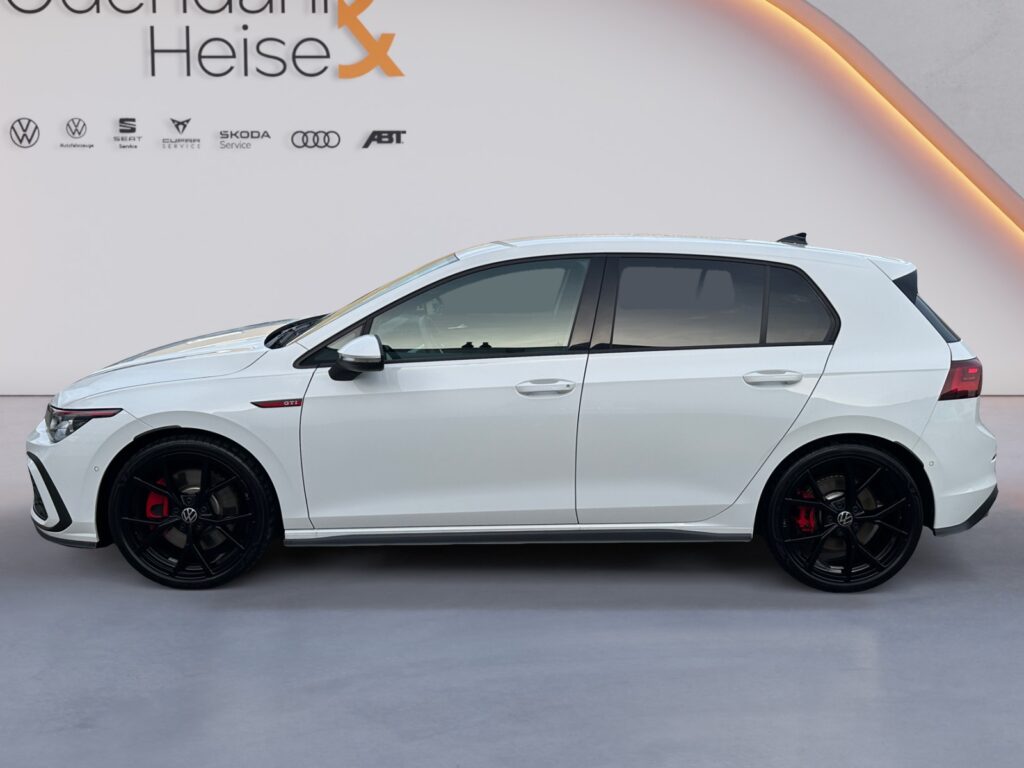 VW Golf Exposé-Bild 2