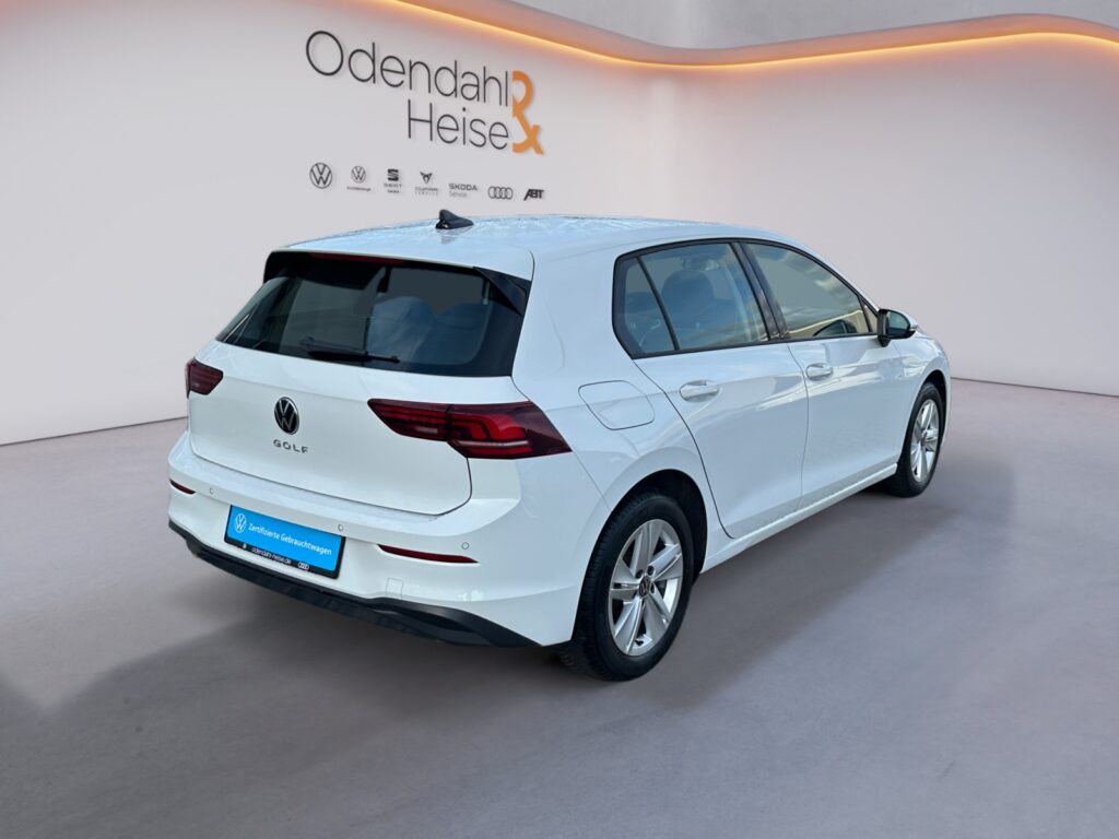 VW Golf Exposé-Bild 5