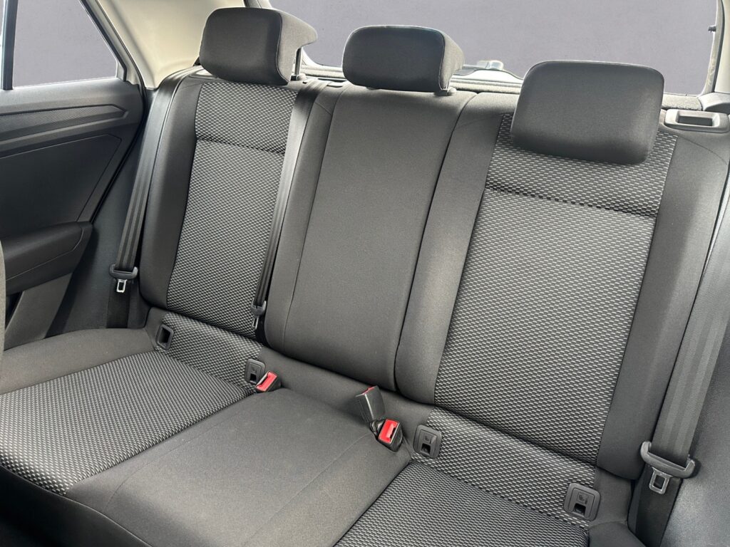 VW T-Roc Exposé-Bild 13