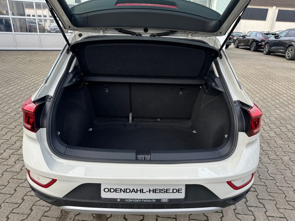 VW T-Roc Exposé-Bild 16