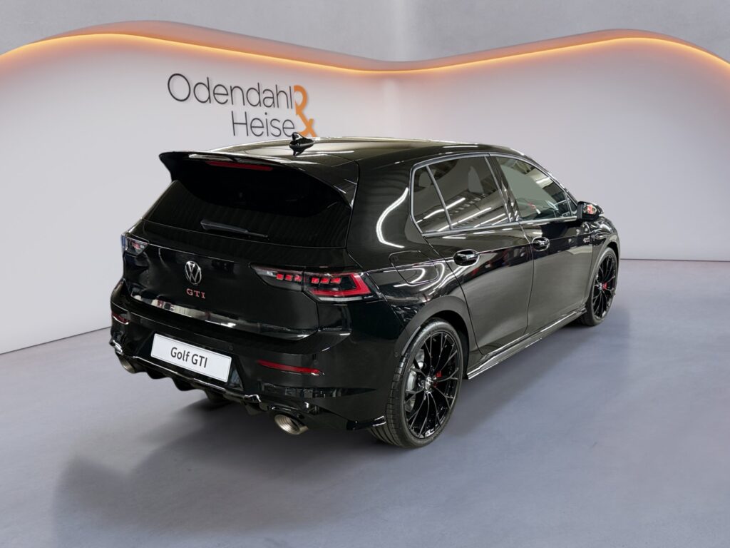 VW Golf Exposé-Bild 5