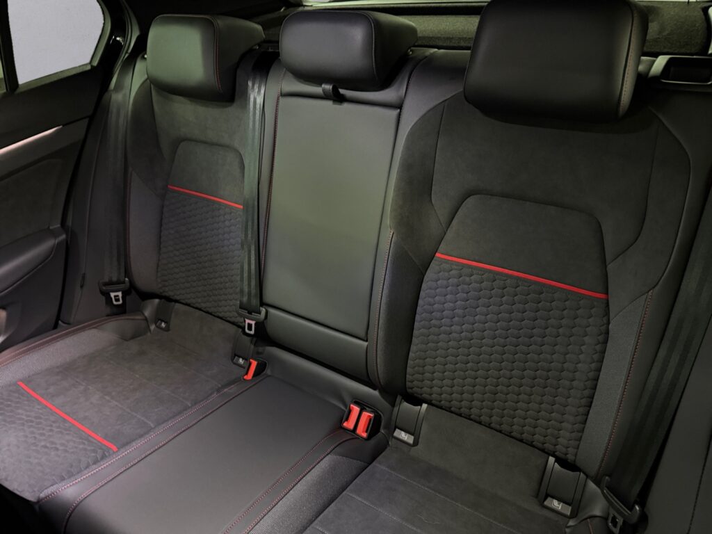 VW Golf Exposé-Bild 13