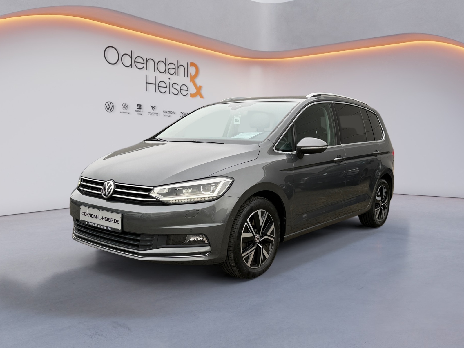 VW Touran Exposé-Bild 1