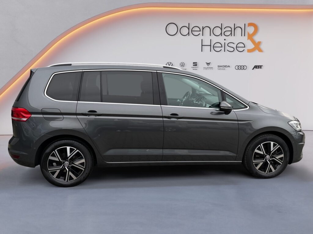 VW Touran Exposé-Bild 6