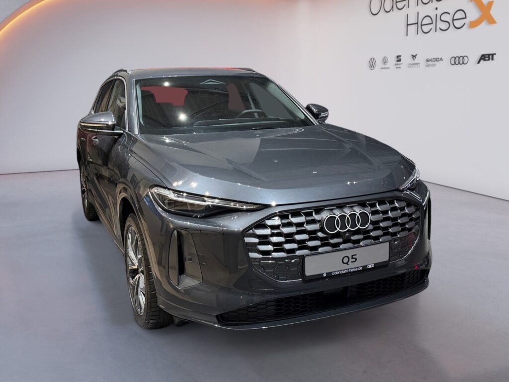 Audi Q5 Exposé-Bild 6