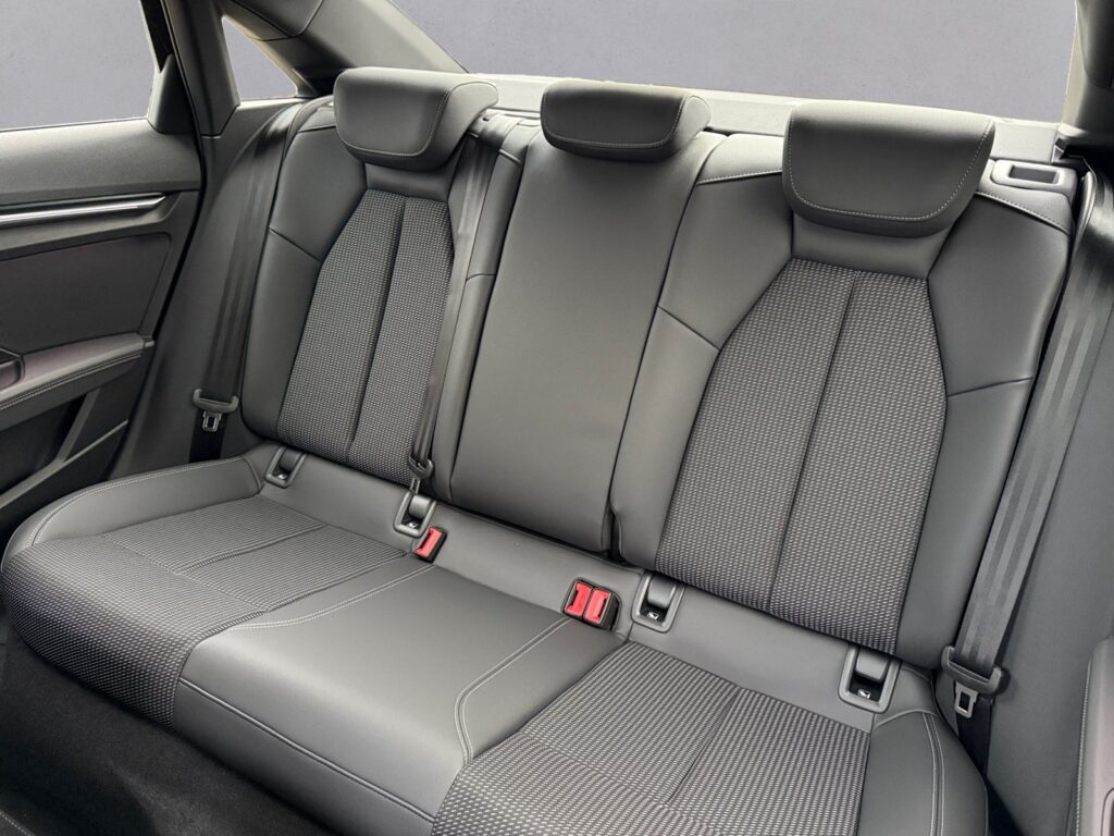 Audi A3 Exposé-Bild 13