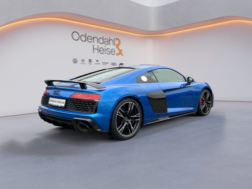 Audi R8 Exposé-Bild 5