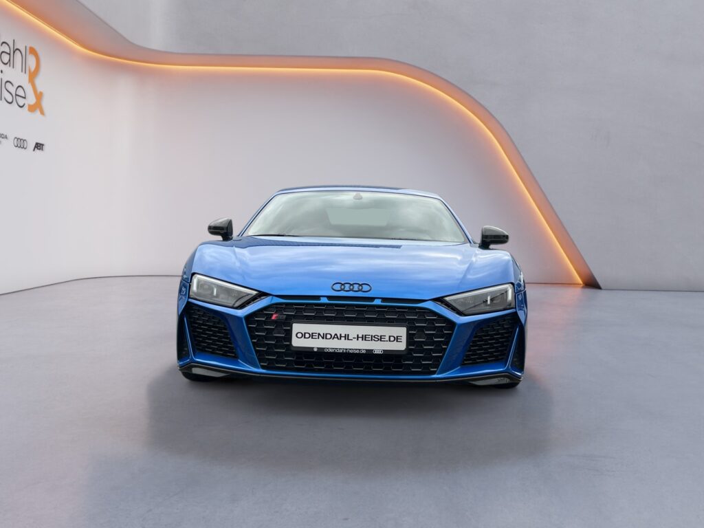 Audi R8 Exposé-Bild 8