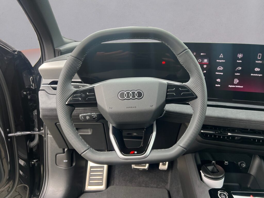 Audi Q6 e-tron Exposé-Bild 12