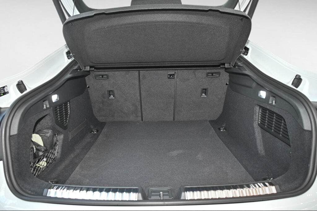 Audi A5 Exposé-Bild 6