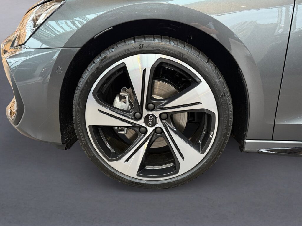 Audi A3 Exposé-Bild 14