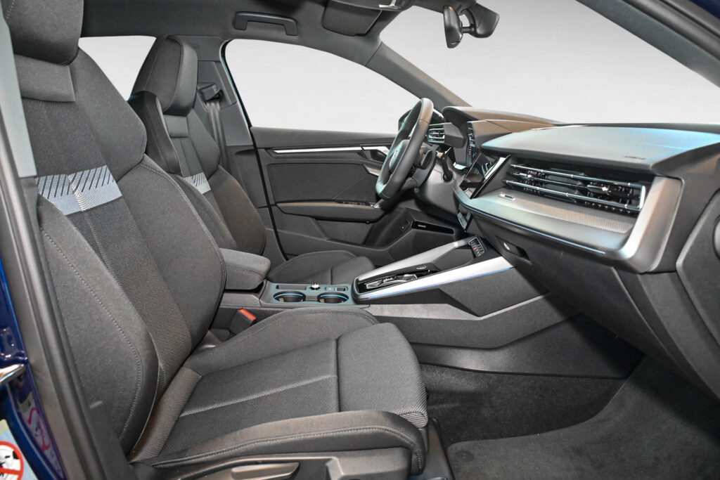 Audi A3 Exposé-Bild 7