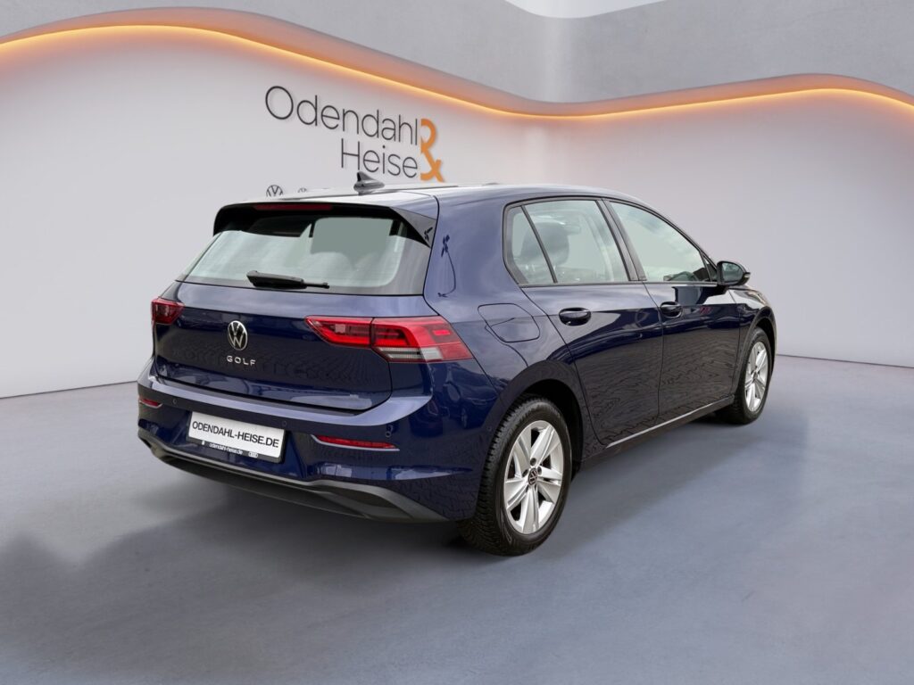 VW Golf Exposé-Bild 5