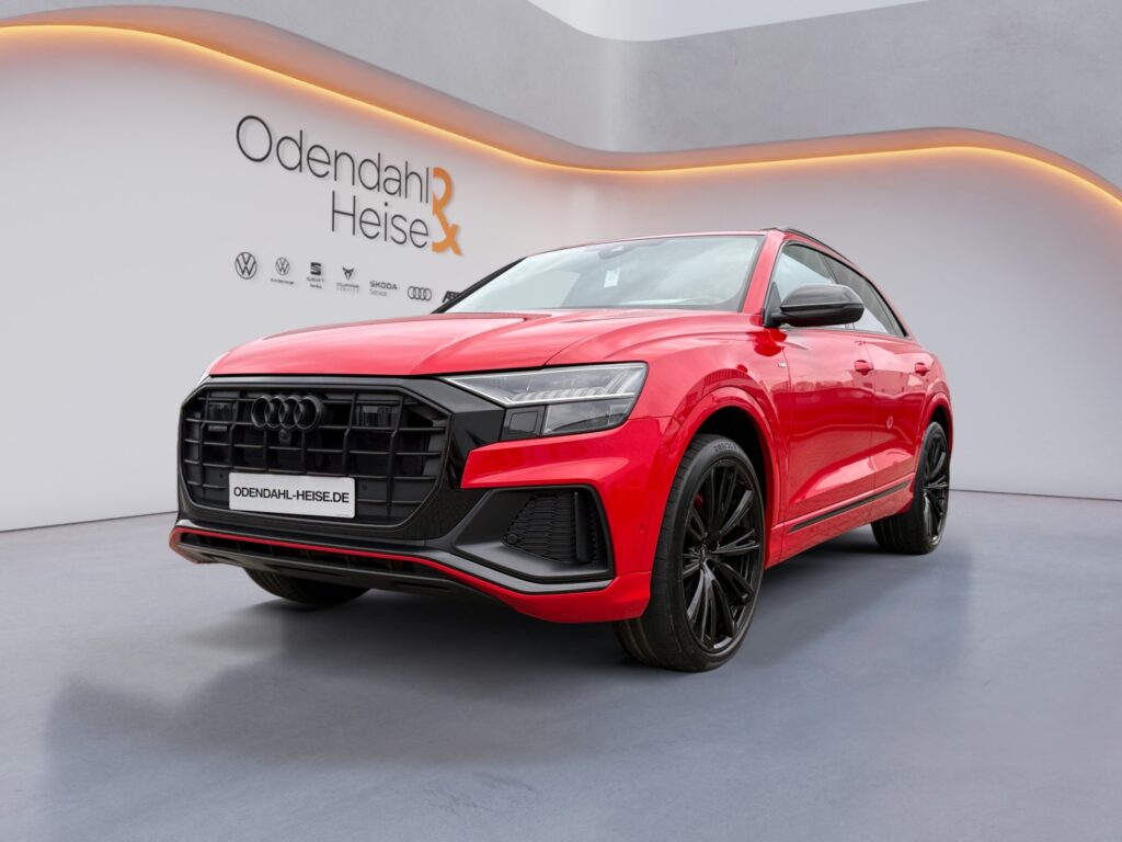 Audi Q8 Exposé-Bild 1