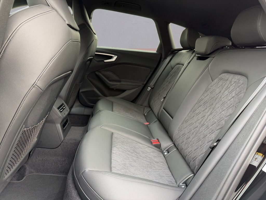 Audi A5 Exposé-Bild 13