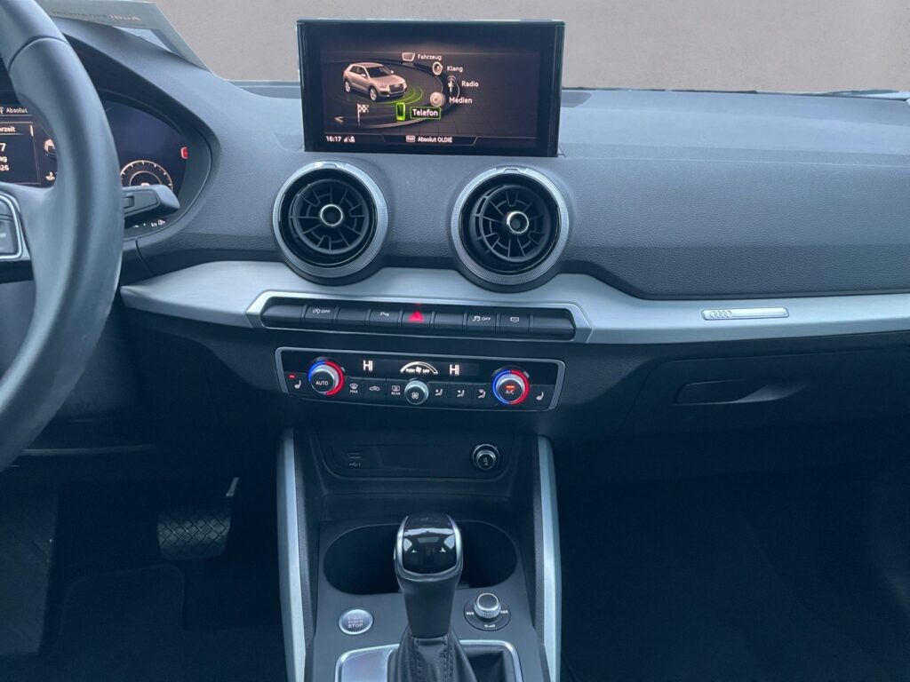 Audi Q2 Exposé-Bild 11