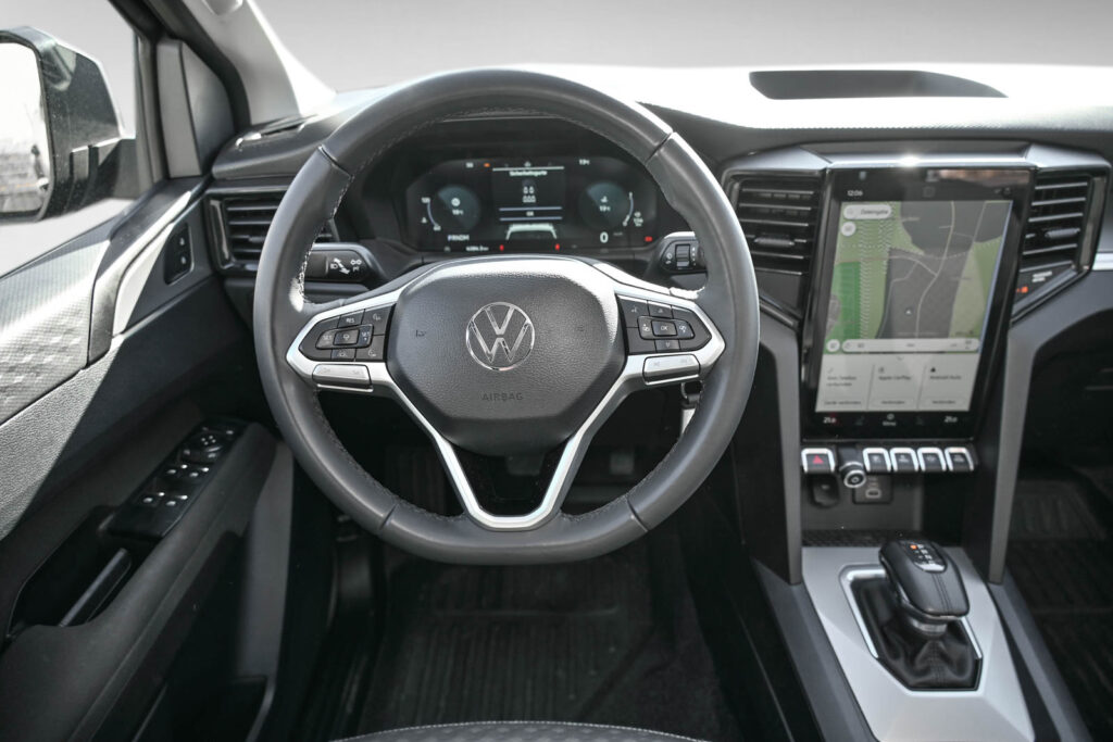 VW Amarok Exposé-Bild 13