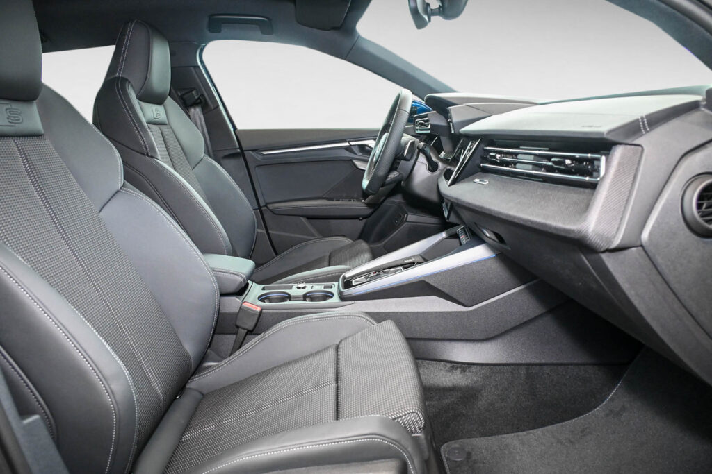 Audi A3 Exposé-Bild 7