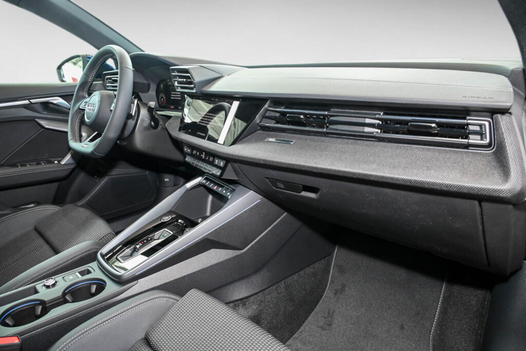 Audi A3 Exposé-Bild 8