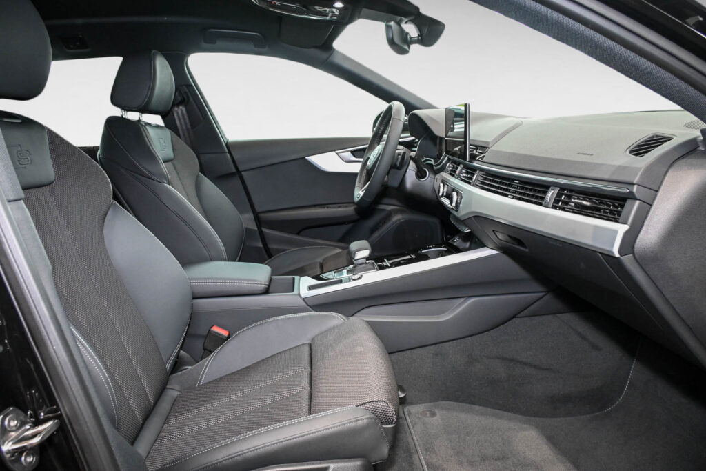 Audi A4 Exposé-Bild 7