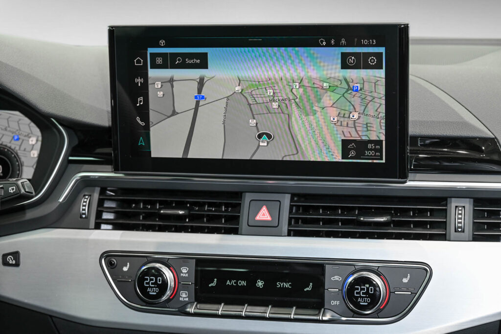 Audi A4 Exposé-Bild 14