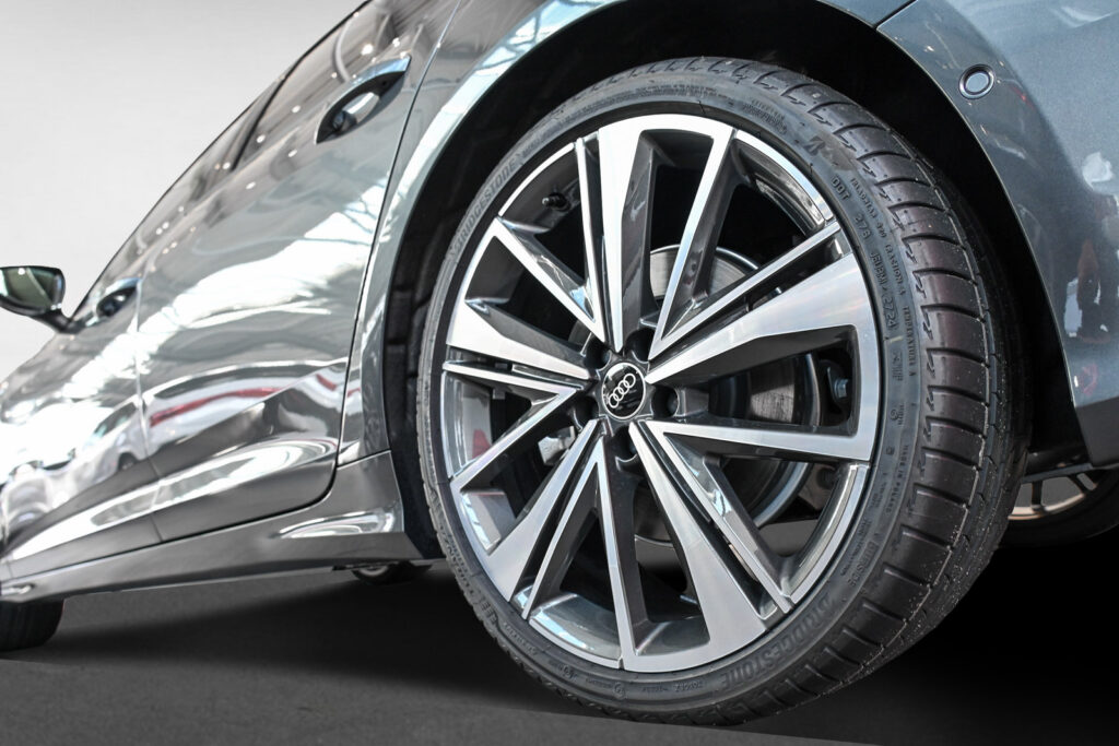 Audi A6 Exposé-Bild 5